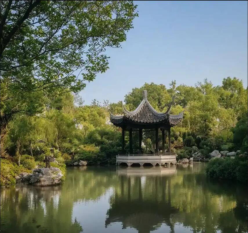 路桥区雨珍零售有限公司